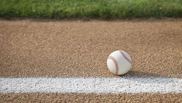 How to Throw a Curveball: Baseball